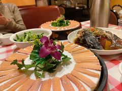 -醉美东江·三文鱼·烧鸡公