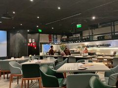 大堂-半山腰·云南菜(侨福芳草地店)