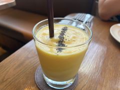 -ROAST coffee & eatery