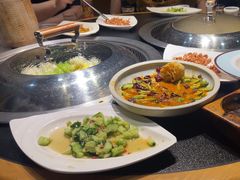 -锅老头海鲜铁锅炖