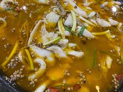 激情椒麻鱼-八张桌子(老店)