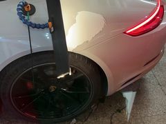 -鲨鱼皮汽车凹陷玻璃修复(静安店)