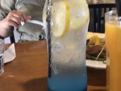 -Thanks美式餐厅(汉堡咖啡店)