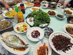 -聚友斋(陶瓷琉璃馆水晶街店)