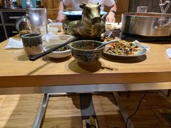 -野山舂·贵州现舂酸汤火锅(鸿通城店)