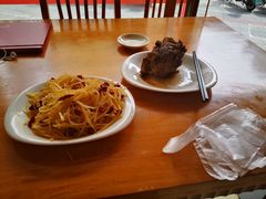 -东北四季饺子王(华山路店)