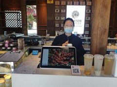 -比顿咖啡(和顺古镇店)