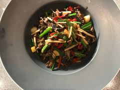 -半山腰·云南菜(侨福芳草地店)
