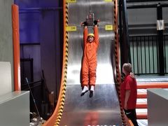 -嗨翻Hi-Fun竞技主题乐园·蹦床亲子生日轰趴(国光1937店)