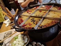 -白乐天毛肚火锅馆(南滨路店)