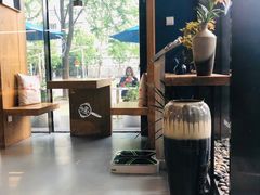 靠窗位-咖星人E·T coffee·云赛空间