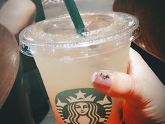 -星巴克(上海虹桥南丰城办公楼店)