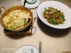 -佬麻雀·剁椒鱼头(京基KK One店)