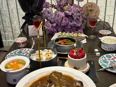 -海派悦庭·海胆烧麦·新融合菜(凯德广场店)