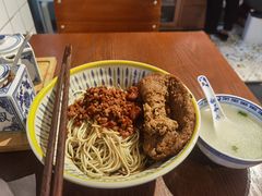 -辣肉面大王(天平路店)