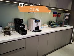 -龙格亲子游泳·水育早教运动中心(绿城店)