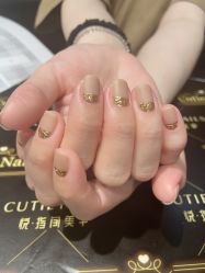 -悦指间美甲美睫