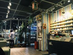 大堂-小时光咖啡馆(开森度假森林店)