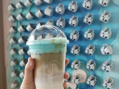 -抱抱地球咖啡馆(国家海洋博物馆店)