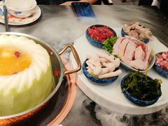 -得意咚瓜·顺德鱼生·冬瓜火锅(深圳首店)