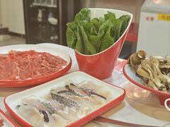 -毛辣果·贵州红酸汤牛肉火锅(西单店)
