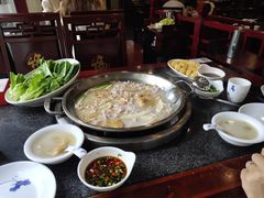 -老来福·非遗酸汤兔(凯旋路店)