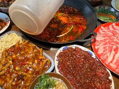 -萍姐火锅·公路夜市(武汉首店)