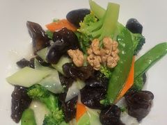 -那家老院子东北菜·饺子·小鸡炖蘑菇(艳华街店)