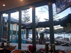 -Bully Hayes Restaurant & Bar