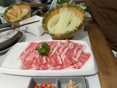 -喃喃椰·糟粕醋·椰子鸡火锅(七堡花园店)