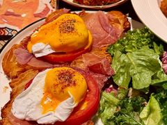 -Common Table · Brunch & Coffee