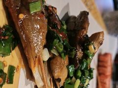 -街角等你.大连海鲜烧烤.经典铁板海鲜串(西安路店)