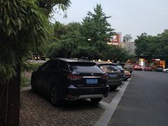 -西溪天堂商业街-停车场