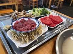-泸州酸菜豆花火锅川师店