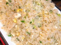 -虾弄弄海派小龙虾·牛羊蝎子火锅