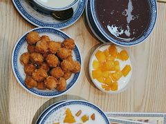 -黄氏水牛奶甜品世家(空港新天地店)