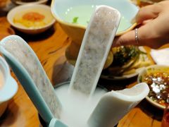 -东巴婆婆云南鱼豆花火锅(大东门店)
