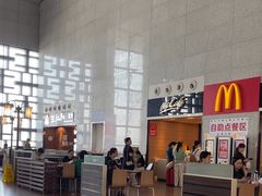 -麦当劳(高铁南站店)