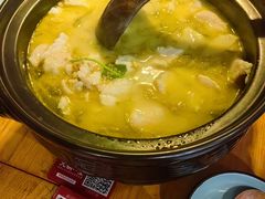 -九锅一堂酸菜鱼(学府凯德店)