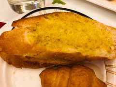蒜香面包-斗牛士牛排餐厅(又一城店)