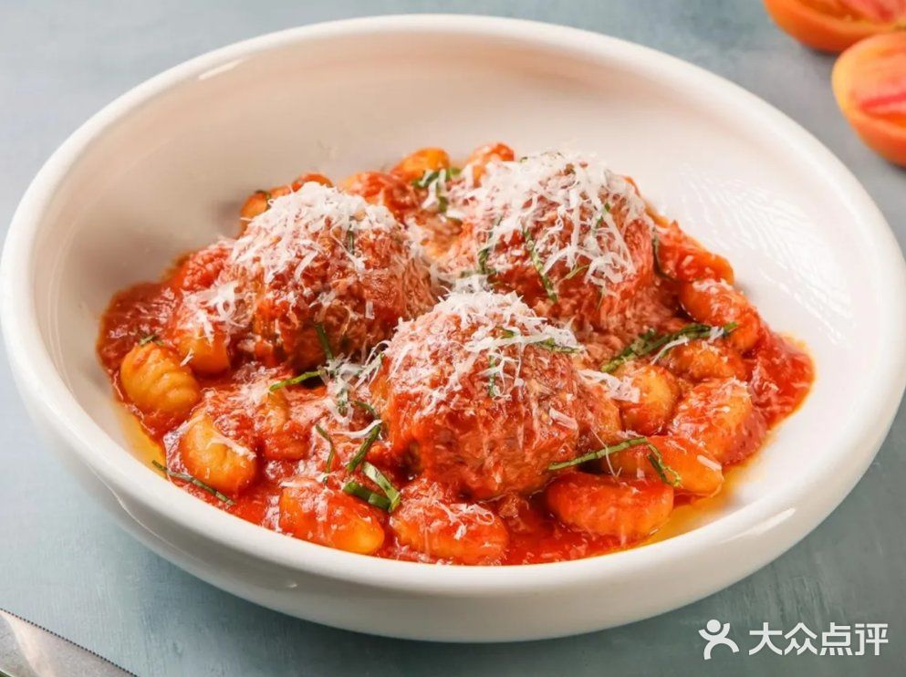 🍕拿波里窑炉披萨,薄脆饼底,浓郁芝士?