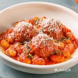 🍕拿波里窑炉披萨,薄脆饼底,浓郁芝士?