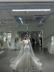 -艾米丽婚纱礼服