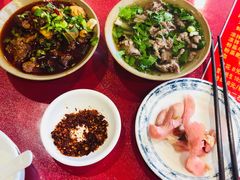 -谢老五跷脚牛肉·非遗传承店