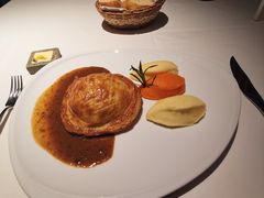 威靈頓牛排-Khéma Restaurant Pasteur