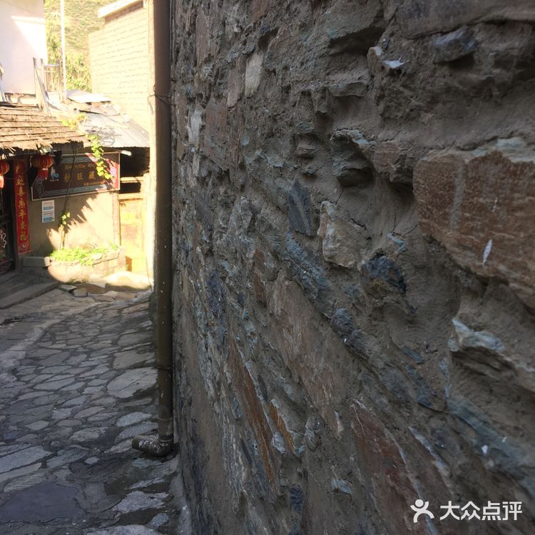 藏寨，原味的
