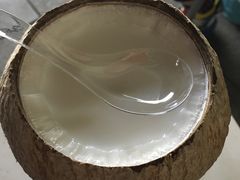 -椰爺爺·椰子冻砵仔糕