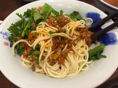 -兵哥豌豆面(雅颂居店)