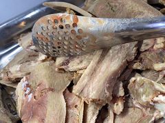 -金鼎雪山牦牛杂火锅(理县总店)