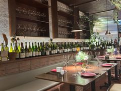 -肆海小川菜酒馆Wine Bistro (青年路店)